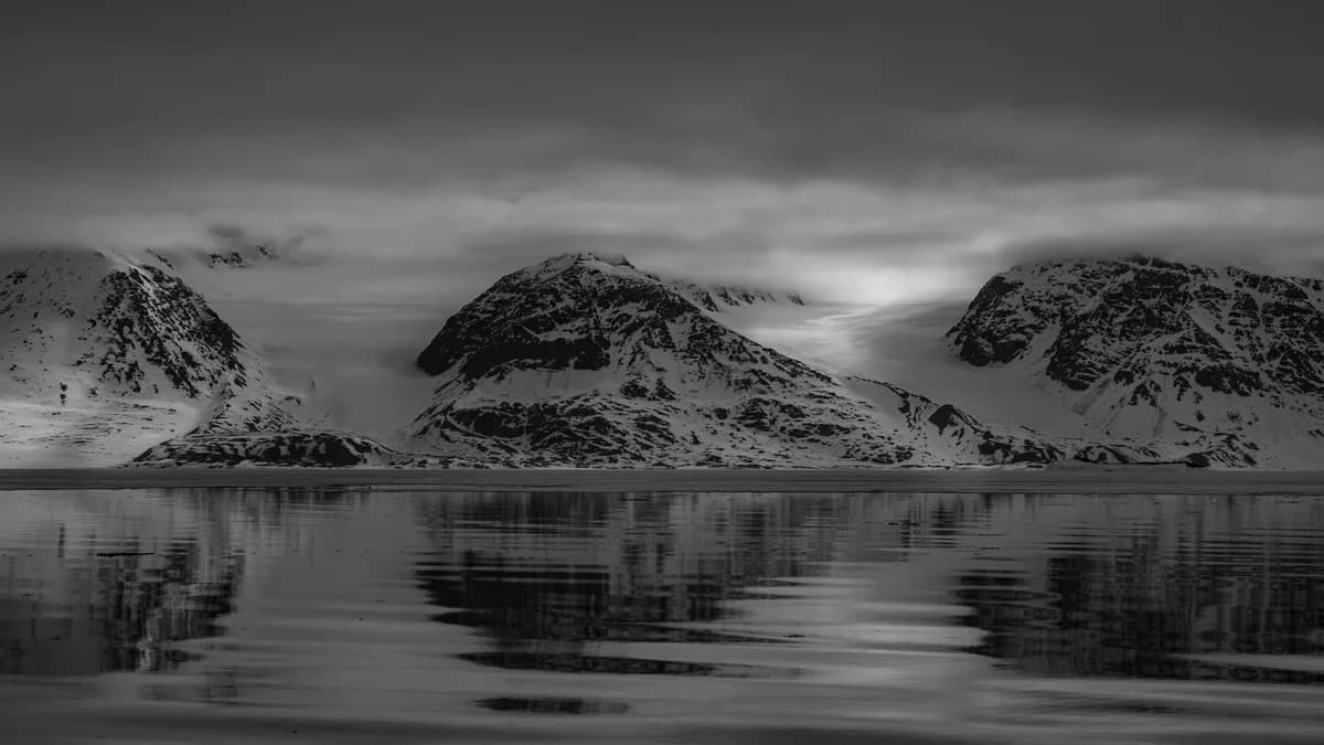 Spitsbergen Reflection